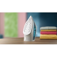 Philips 2000 Series DST201090 2000W Steam Iron - Effortless Wrinkle Removal & Ultimate Performance